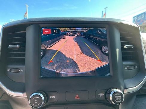 Used 2024 RAM 2500 Big Horn w/ Bed Utility Group image 18