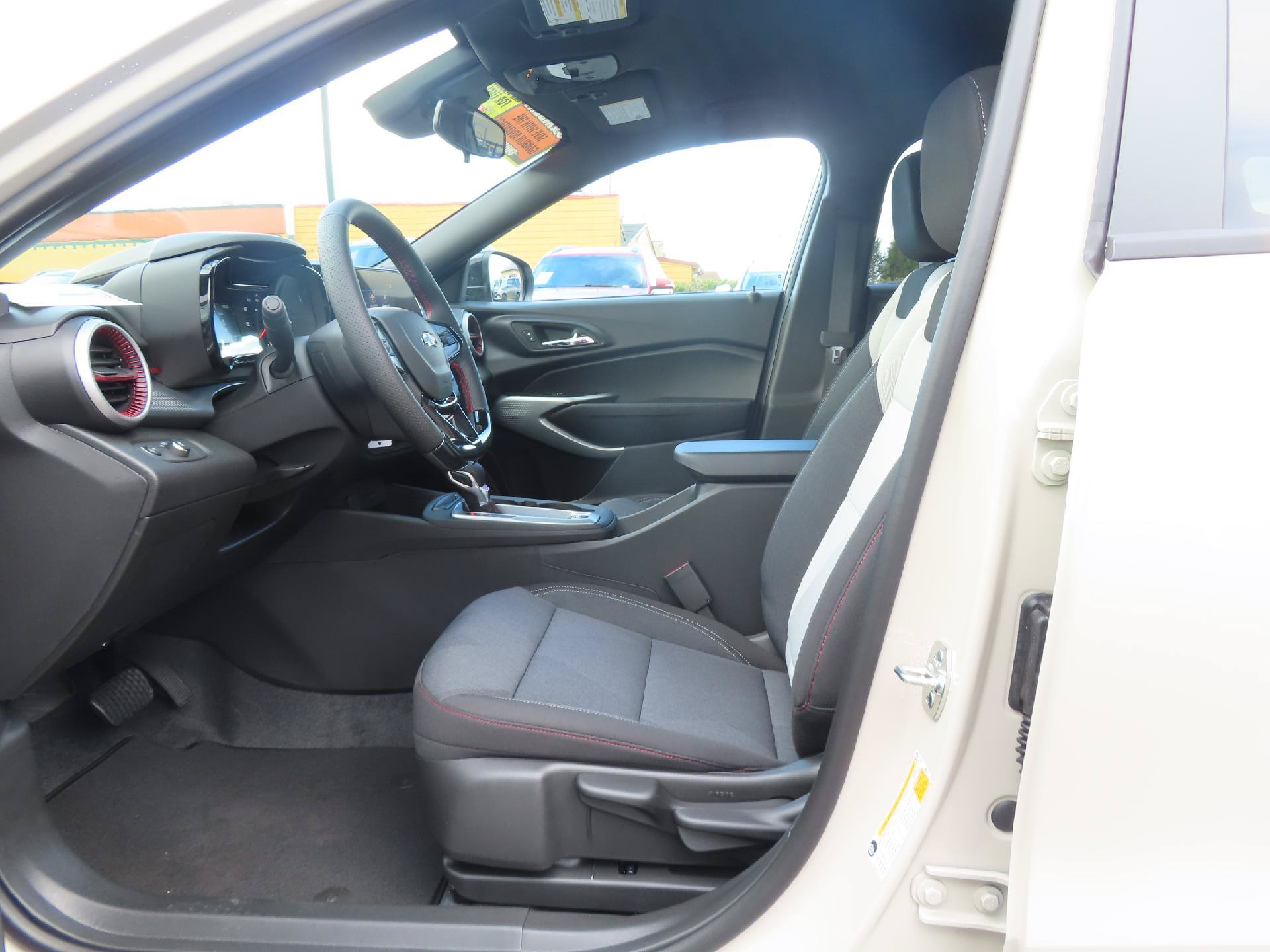 New 2026 Chevrolet Trax RS w/ Driver Confidence Package FWD image 14