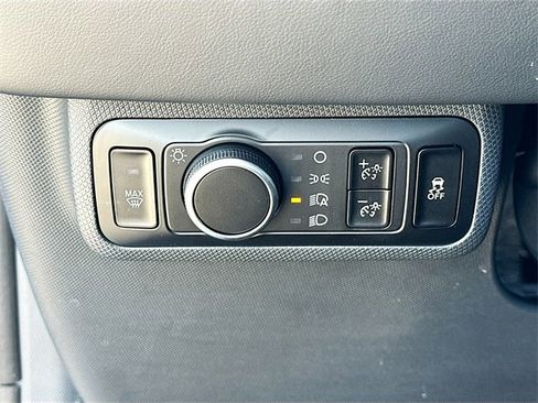 Used 2025 Ford Mustang Mach-E Premium image 10