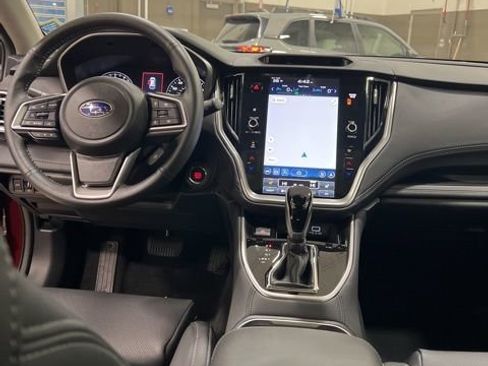 Certified 2025 Subaru Outback Limited image 6