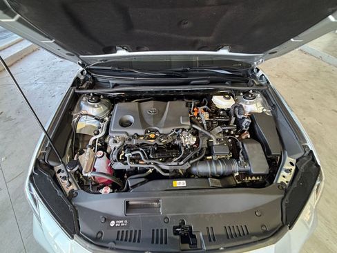 Used 2025 Toyota Camry LE image 31