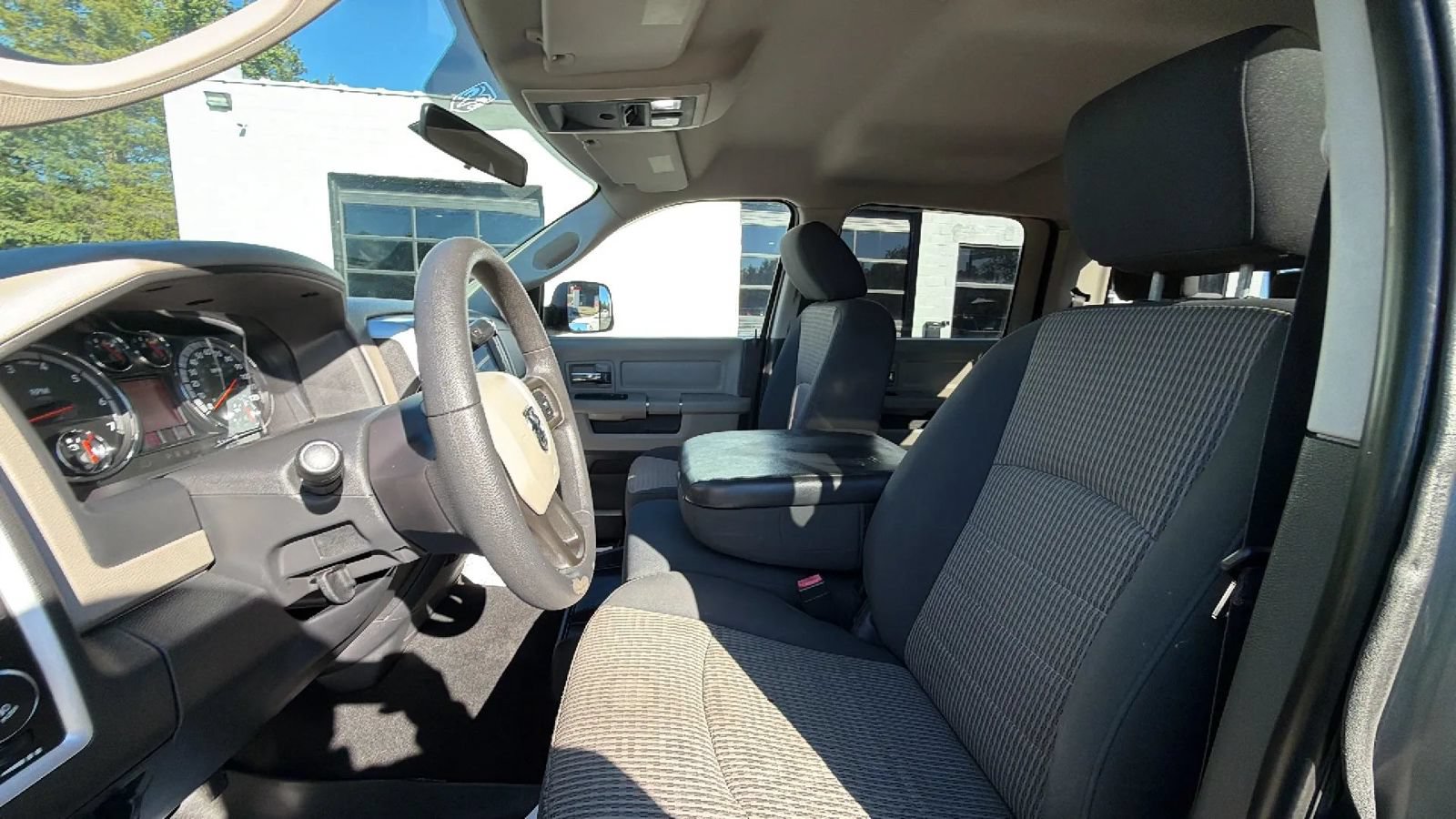 Used 2012 RAM 1500 Classic SLT w/ Protection Group AWD/4WD image 17