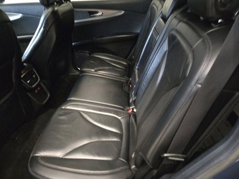 Used 2019 Lincoln Nautilus Select image 19