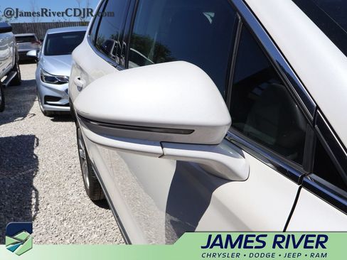 Used 2019 Lincoln MKC Select w/ Select Plus Package FWD image 14