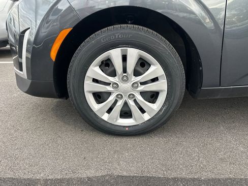 Used 2023 Kia Soul LX image 12