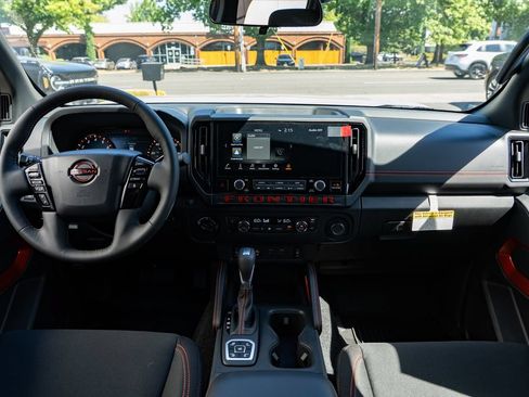 New 2026 Nissan Frontier PRO-4X w/ Tow Package AWD/4WD image 9