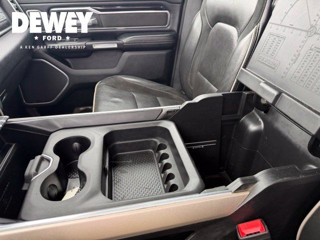 Used 2019 RAM 1500 Laramie AWD/4WD image 26
