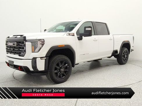 Used 2025 GMC Sierra 2500 AT4 image 1