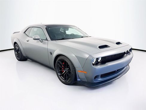 Used 2023 Dodge Challenger SRT Hellcat image 39