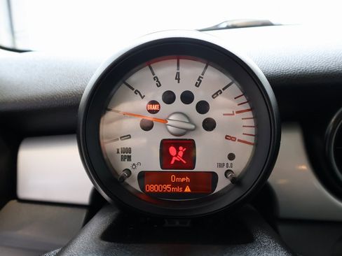 Used 2012 MINI Cooper Hardtop image 18