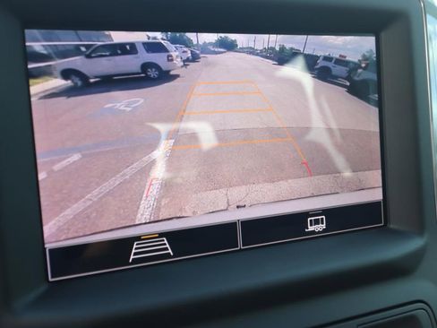 Used 2022 Chevrolet Silverado 1500 Custom image 4