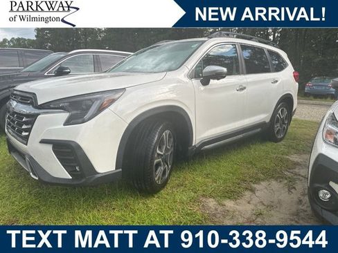 Used 2023 Subaru Ascent Touring AWD/4WD image 1