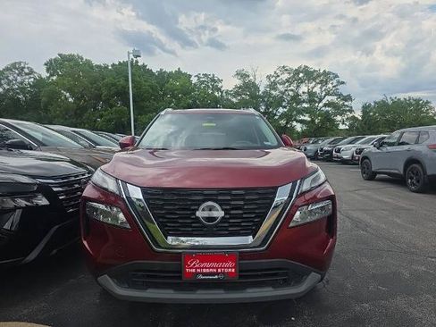 Certified 2023 Nissan Rogue SV w/ SV Premium B Package AWD/4WD image 2