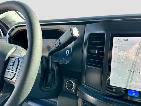 New 2026 Ford F250 Lariat w/ Black Appearance Package image 12