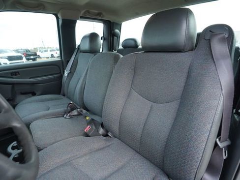 Used 2007 Chevrolet Silverado 1500 W/T image 32