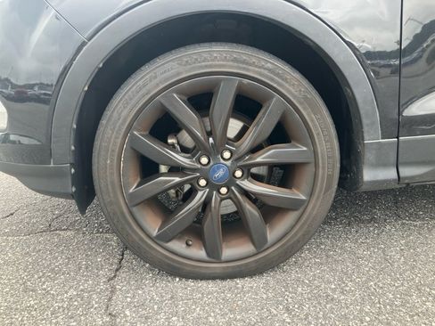 Used 2019 Ford Escape SE FWD image 30