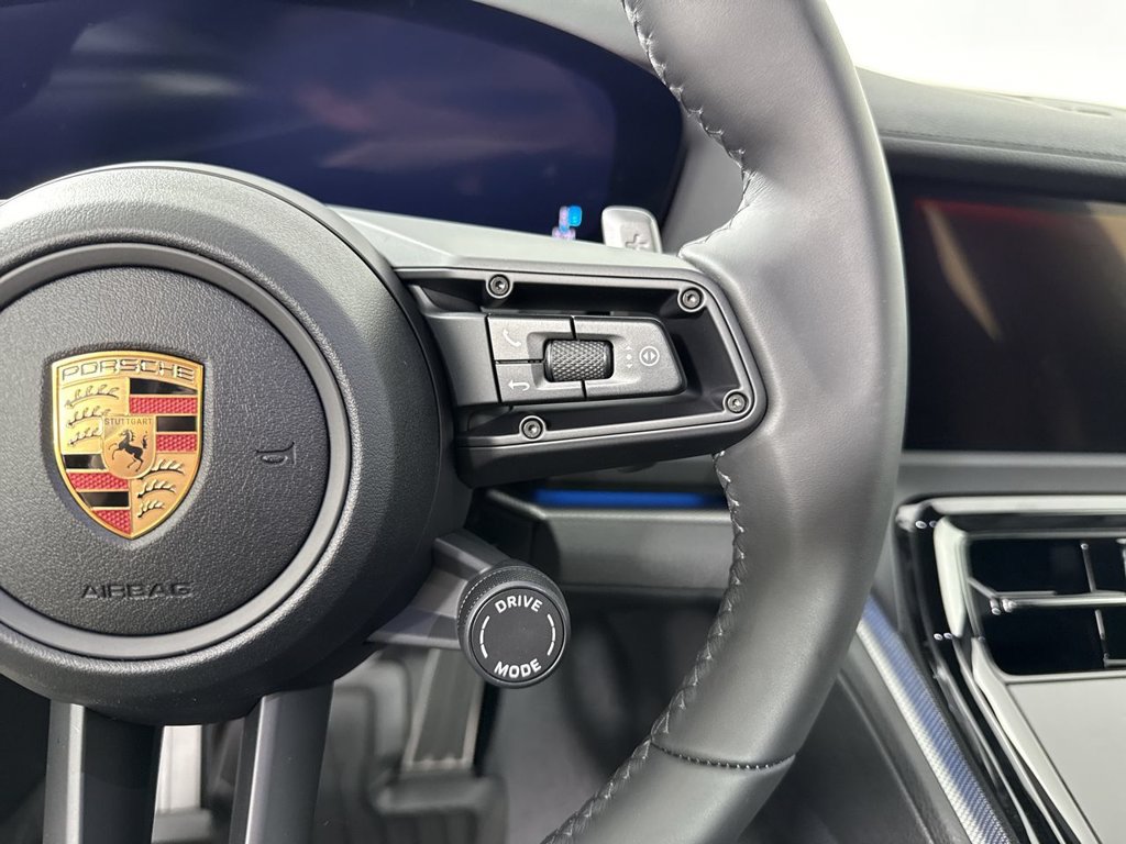 New 2026 Porsche Panamera 4 AWD/4WD image 38