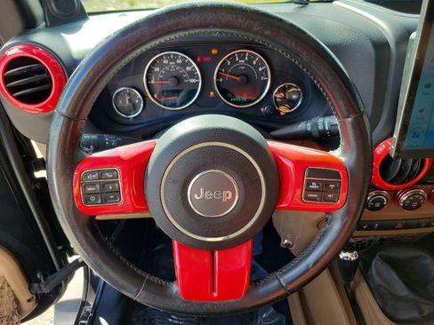 Used 2013 Jeep Wrangler Sahara w/ Connectivity Group image 20