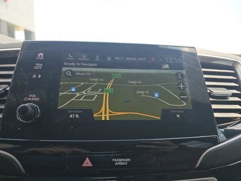 Used 2019 Honda Pilot Touring image 36