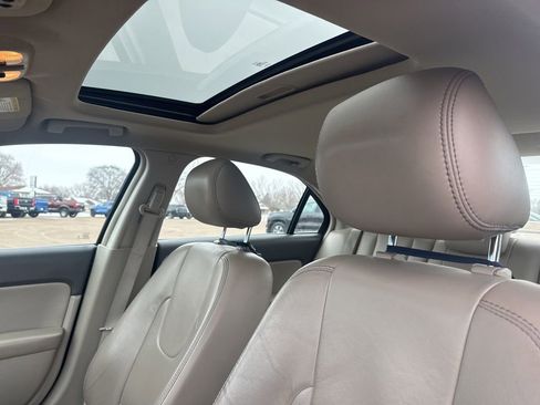 Used 2012 Ford Fusion SEL image 17