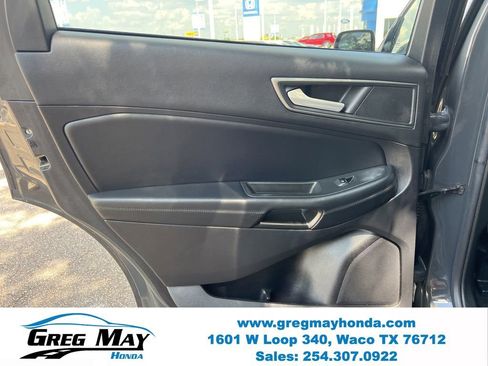 Used 2021 Ford Edge SE FWD image 16