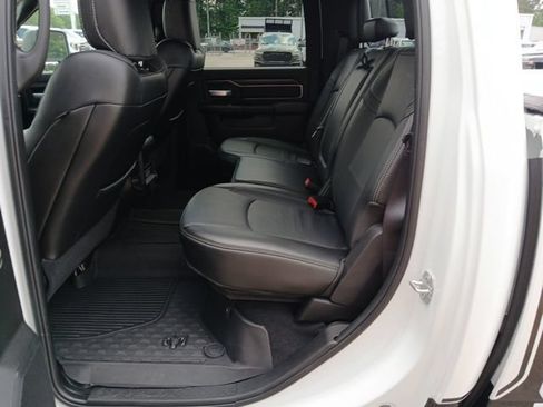 Used 2026 RAM 2500 4x4 Crew Cab image 17