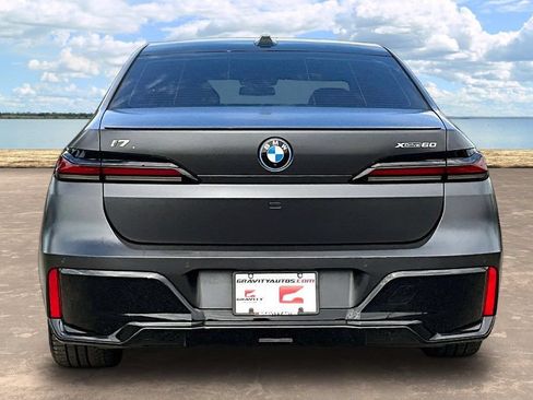 Used 2023 BMW i7 xDrive60 AWD/4WD image 5