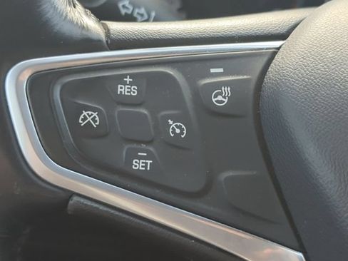 Used 2022 Chevrolet Malibu LT w/ Leather Package FWD image 15