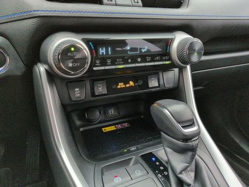 Used 2024 Toyota RAV4 XSE w/ Advanced Technology Package image 18