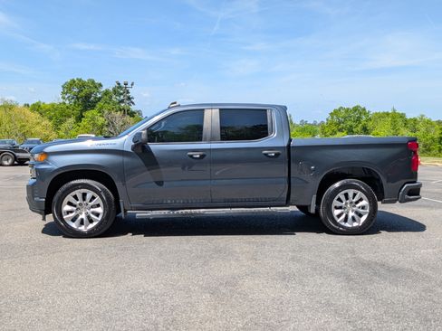 Used 2021 Chevrolet Silverado 1500 Custom w/ Safety Confidence Package image 6