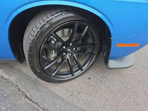 Used 2019 Dodge Challenger R/T Scat Pack w/ T/A Package image 9