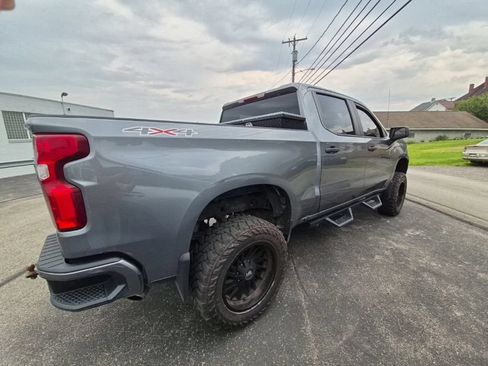 Used 2020 Chevrolet Silverado 1500 Custom w/ Custom Value Package AWD/4WD image 8