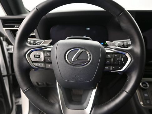 Used 2026 Lexus GX 550 w/ Accessory Package (2T) AWD/4WD image 22