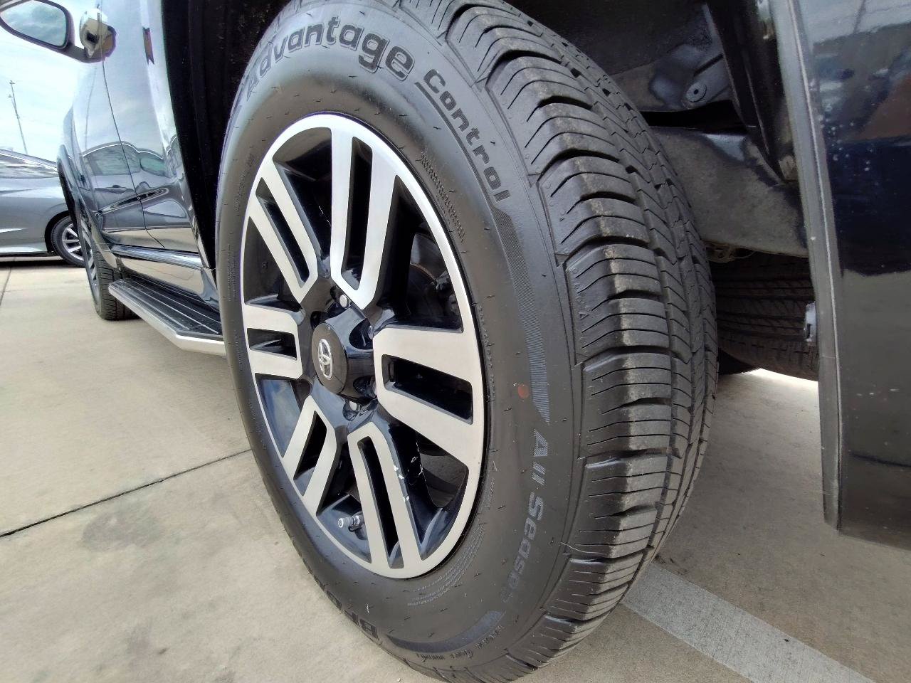 Used 2017 Toyota 4Runner Limited RWD image 11