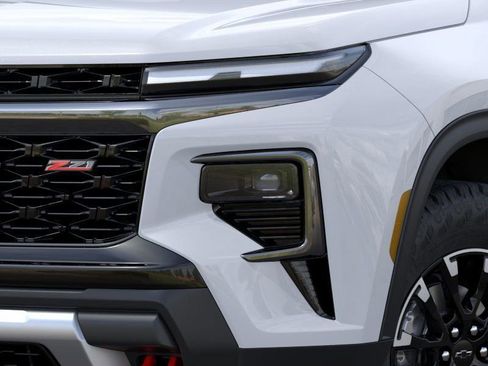 New 2026 Chevrolet Traverse Z71 w/ Driver Confidence Package image 10