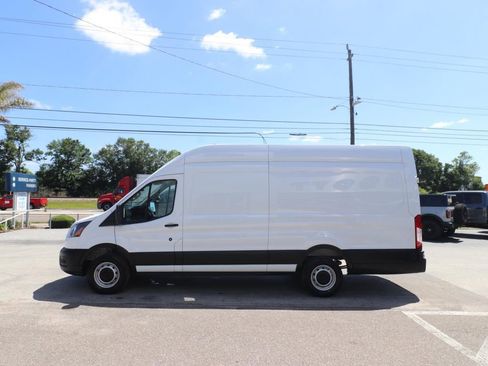 Used 2025 Ford Transit 250 148 High Roof Extended image 5