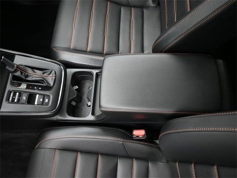 Used 2024 Honda CR-V Sport Touring image 33