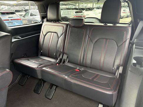 Used 2023 Ford Expedition Limited RWD image 22