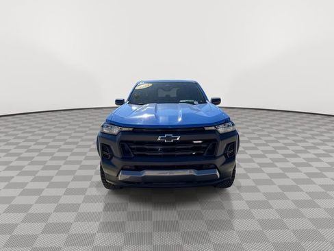 Used 2025 Chevrolet Colorado Trail Boss AWD/4WD image 3