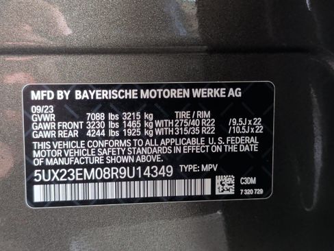 Certified 2024 BMW X7 xDrive40i w/ Executive Package image 34