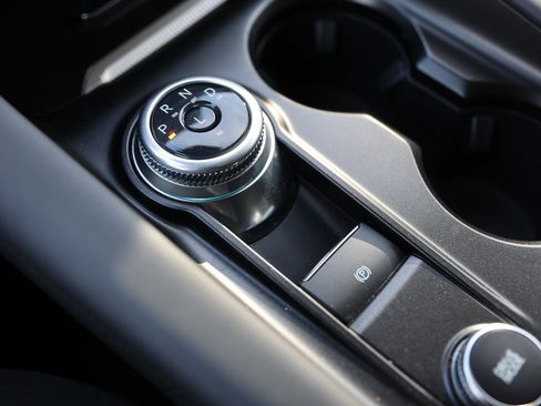 Certified 2025 Ford Explorer Active image 33