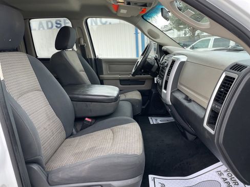 Used 2011 RAM 1500 Classic SLT image 17