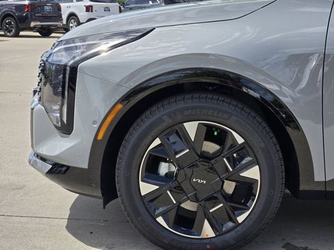 New 2026 Kia Sportage SX FWD image 5