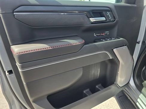 New 2026 GMC Sierra 1500 AT4X AWD/4WD image 19