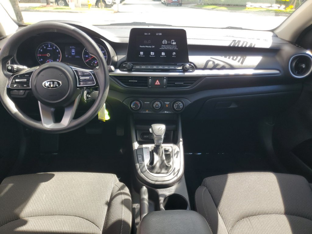 Used 2021 Kia Forte LXS FWD image 13