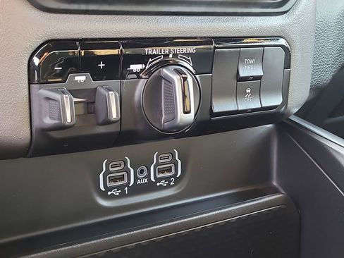 Used 2024 RAM 1500 Big Horn w/ Trailer Tow Group image 22