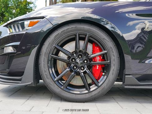 Used 2022 Ford Mustang Shelby GT500 w/ Technology Package image 73