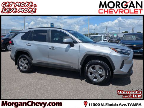 Used 2025 Toyota RAV4 XLE FWD image 1