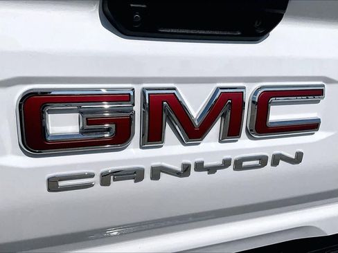 Used 2025 GMC Canyon Elevation w/ Convenience Package RWD image 31