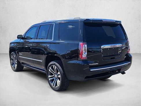 Used 2019 GMC Yukon Denali w/ Denali Ultimate Package AWD/4WD image 7